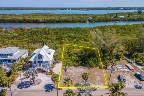 Terreno en venta en Placida, Florida № 251661 - foto 3