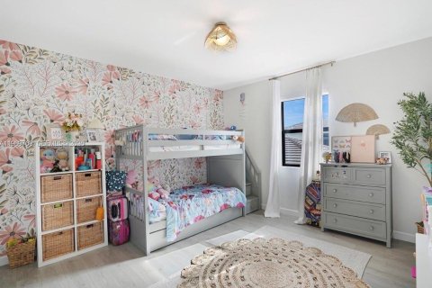 House in Cutler Bay, Florida 5 bedrooms, 312.43 sq.m. № 2031015 - photo 30