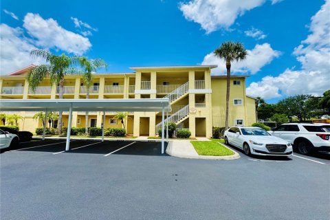 Copropriété à louer à Naples, Floride: 2 chambres, 87.61 m2 № 1813269 - photo 1