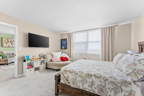 Condo in Deerfield Beach, Florida, 2 bedrooms  № 2182966 - photo 15
