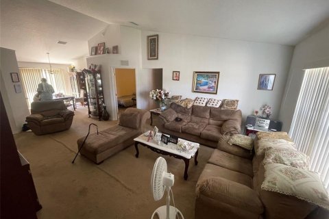 House in Ocala, Florida 3 bedrooms, 148.92 sq.m. № 1737212 - photo 10
