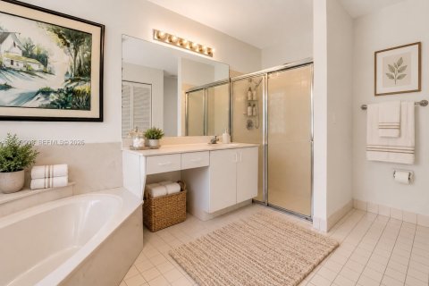 Casa en venta en Pembroke Pines, Florida, 4 dormitorios, 178.19 m2 № 2372425 - foto 19