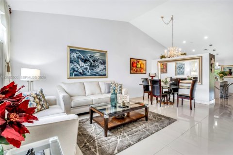 Casa en venta en Pembroke Pines, Florida, 4 dormitorios, 178.19 m2 № 2372425 - foto 11