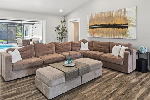 House in Bradenton, Florida 4 bedrooms, 288 sq.m. № 2431648 - photo 22