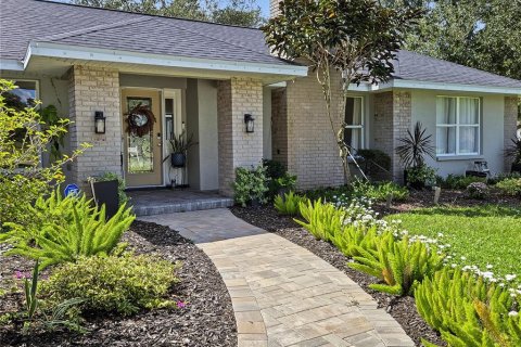 House in Bradenton, Florida 4 bedrooms, 288 sq.m. № 2431648 - photo 5