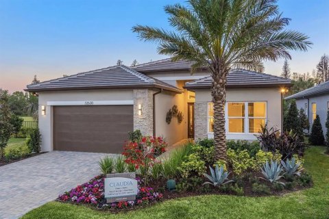 House in Wesley Chapel, Florida 3 bedrooms, 227.61 sq.m. № 1736735 - photo 2