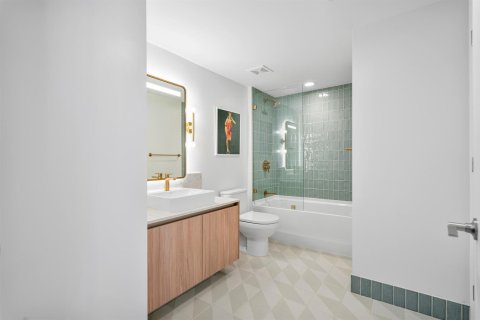 Condo in Miami, Florida, 1 bedroom  № 2279043 - photo 19