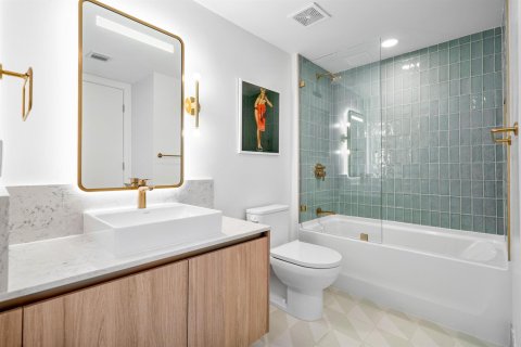 Condo in Miami, Florida, 1 bedroom  № 2279043 - photo 20