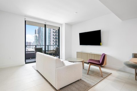 Condo in Miami, Florida, 1 bedroom  № 2279043 - photo 13