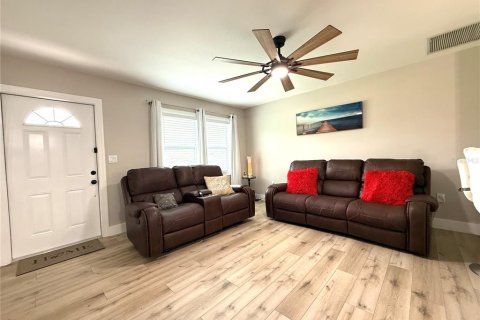 Casa en venta en Punta Gorda, Florida, 2 dormitorios, 86.96 m2 № 1866901 - foto 4