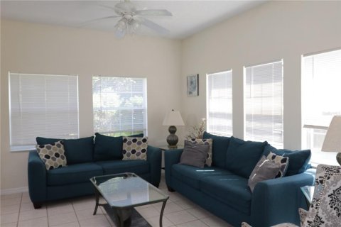 Townhouse in Kissimmee, Florida 4 bedrooms, 151.99 sq.m. № 1648726 - photo 4