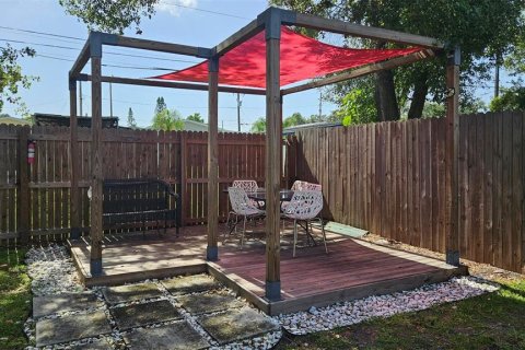 House in Clearwater, Florida 3 bedrooms, 79.15 sq.m. № 1853873 - photo 16