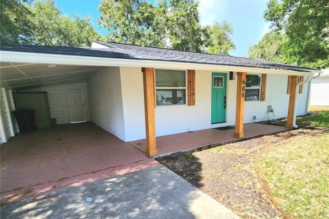 House in Clearwater, Florida 3 bedrooms, 79.15 sq.m. № 1853873 - photo 2