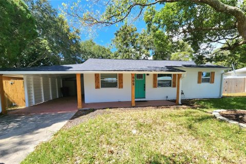 House in Clearwater, Florida 3 bedrooms, 79.15 sq.m. № 1853873 - photo 1