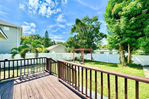 Villa ou maison à louer à Tampa, Floride: 3 chambres, 108.88 m2 № 2415017 - photo 24