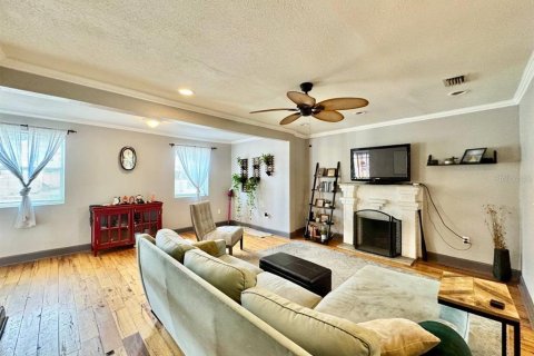 Villa ou maison à louer à Tampa, Floride: 3 chambres, 108.88 m2 № 2415017 - photo 5