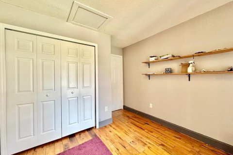 Villa ou maison à louer à Tampa, Floride: 3 chambres, 108.88 m2 № 2415017 - photo 16