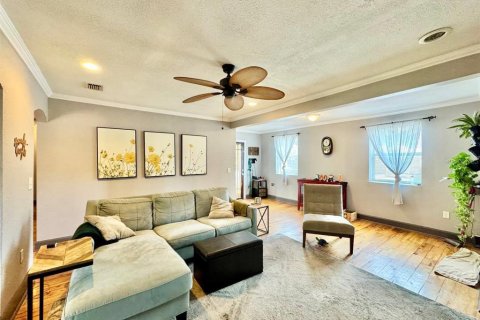 Villa ou maison à louer à Tampa, Floride: 3 chambres, 108.88 m2 № 2415017 - photo 7