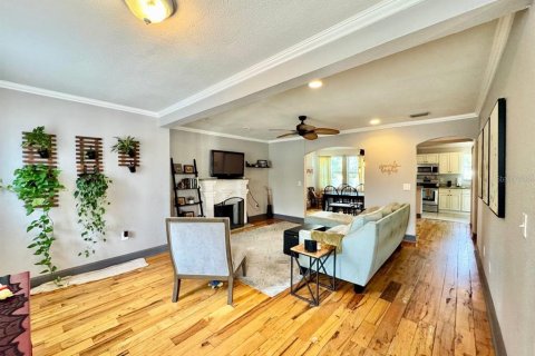 Villa ou maison à louer à Tampa, Floride: 3 chambres, 108.88 m2 № 2415017 - photo 3