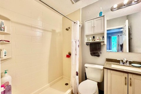 Villa ou maison à louer à Tampa, Floride: 3 chambres, 108.88 m2 № 2415017 - photo 23