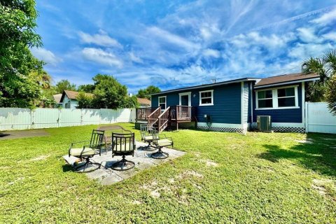 Villa ou maison à louer à Tampa, Floride: 3 chambres, 108.88 m2 № 2415017 - photo 28