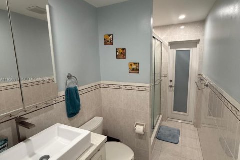 Villa ou maison à vendre à Pembroke Pines, Floride: 4 chambres, 146.6 m2 № 1997830 - photo 7