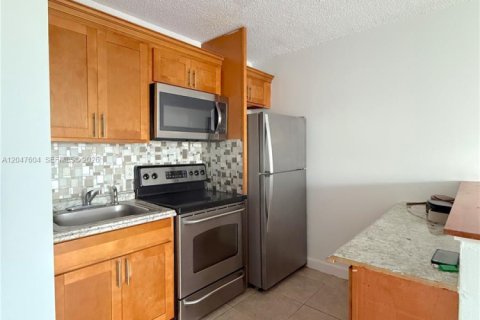 Condo à Cutler Bay, Floride, 1 chambre № 2278864