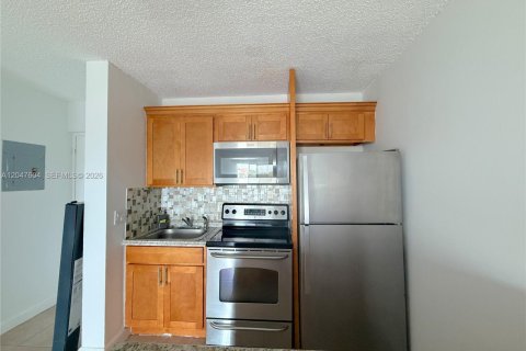 Copropriété à louer à Cutler Bay, Floride: 1 chambre, 55.74 m2 № 2278864 - photo 5