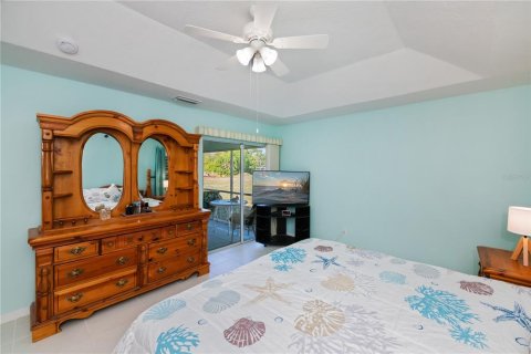 House in Rotonda, Florida 3 bedrooms, 149.48 sq.m. № 2142451 - photo 20