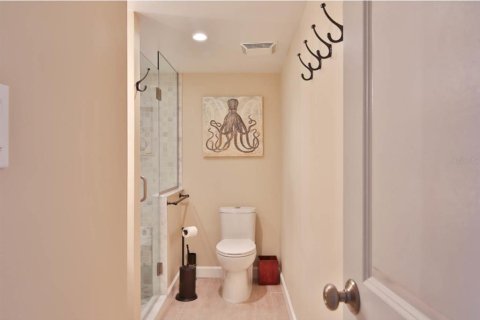 Condominio en alquiler en Sarasota, Florida, 1 dormitorio, 64.85 m2 № 1773687 - foto 19