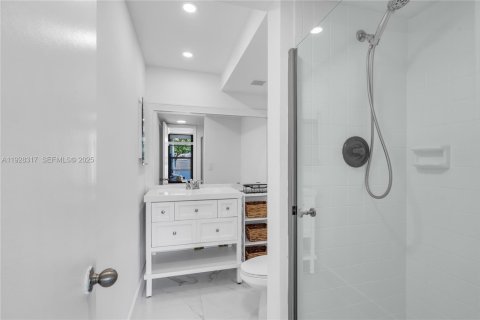 Снять в аренду квартиру в Бока-Ратон, Флорида 2 спальни, № 2034234 - фото 16