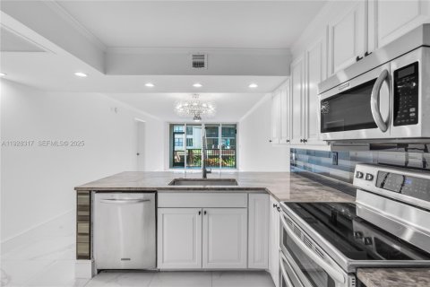 Снять в аренду квартиру в Бока-Ратон, Флорида 2 спальни, № 2034234 - фото 4