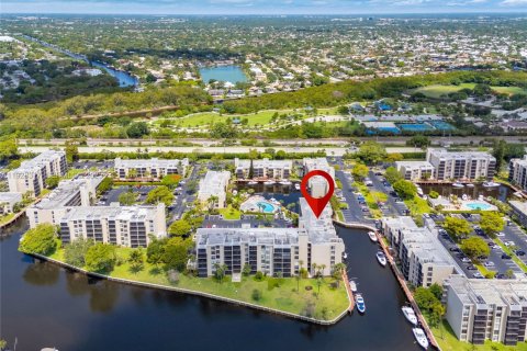 Снять в аренду квартиру в Бока-Ратон, Флорида 2 спальни, № 2034234 - фото 22
