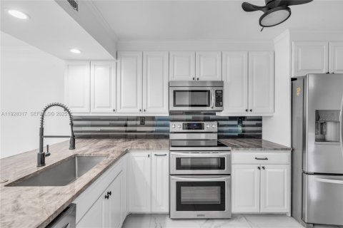 Снять в аренду квартиру в Бока-Ратон, Флорида 2 спальни, № 2034234 - фото 5