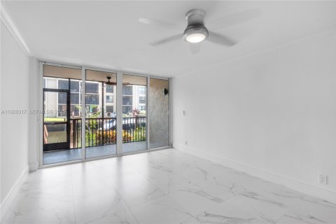 Снять в аренду квартиру в Бока-Ратон, Флорида 2 спальни, № 2034234 - фото 7