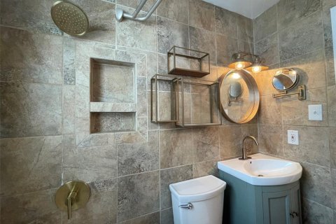 House in Saint Petersburg, Florida 2 bedrooms, 86.12 sq.m. № 2278038 - photo 17