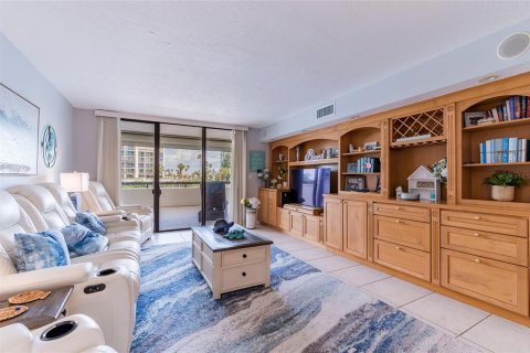 Condominio en venta en Clearwater, Florida, 2 dormitorios, 120.59 m2 № 1620630 - foto 15