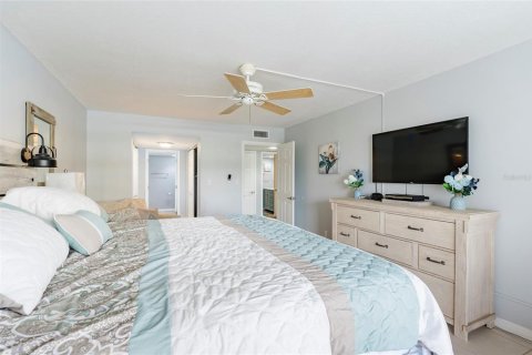 Condominio en venta en Clearwater, Florida, 2 dormitorios, 120.59 m2 № 1620630 - foto 20