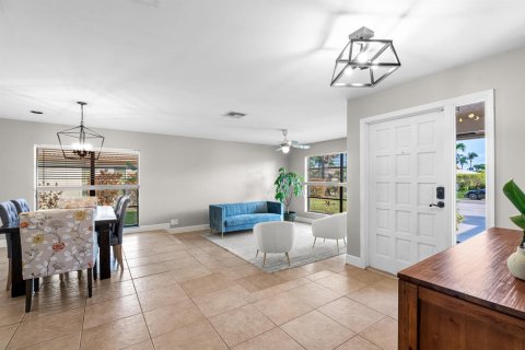 Villa ou maison à vendre à Boca Raton, Floride: 3 chambres, 201.04 m2 № 2085192 - photo 3
