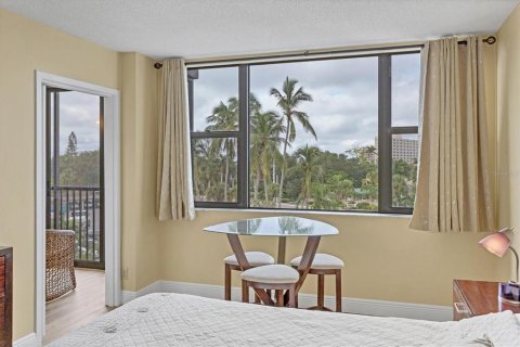 Condo in Sarasota, Florida, 2 bedrooms № 2106171 - photo 18