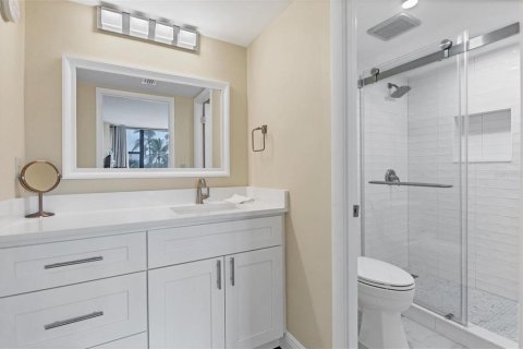 Condo in Sarasota, Florida, 2 bedrooms № 2106171 - photo 24