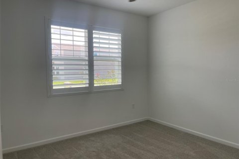 Casa en alquiler en Kissimmee, Florida, 4 dormitorios, 204.94 m2 № 1885566 - foto 4