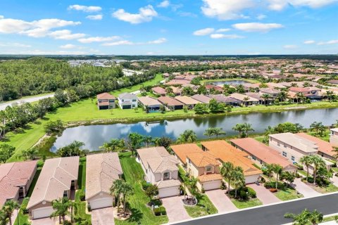 House in Fort Myers, Florida 4 bedrooms, 220.83 sq.m. № 1852748 - photo 29