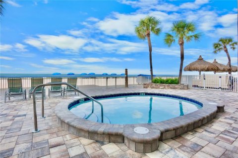Condominio en venta en North Redington Beach, Florida, 1 dormitorio, 83.15 m2 № 2233584 - foto 27
