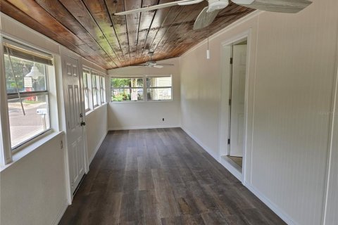 House in New Smyrna Beach, Florida 2 bedrooms, 99.78 sq.m. № 1826408 - photo 2