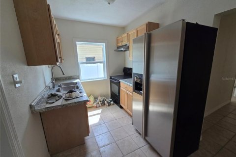 House in New Smyrna Beach, Florida 2 bedrooms, 99.78 sq.m. № 1826408 - photo 6