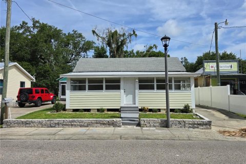 House in New Smyrna Beach, Florida 2 bedrooms, 99.78 sq.m. № 1826408 - photo 1