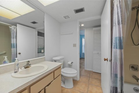 Condo in Port Charlotte, Florida, 2 bedrooms  № 1847093 - photo 21