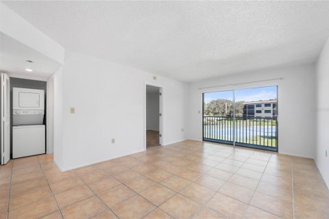 Condo in Port Charlotte, Florida, 2 bedrooms  № 1847093 - photo 12