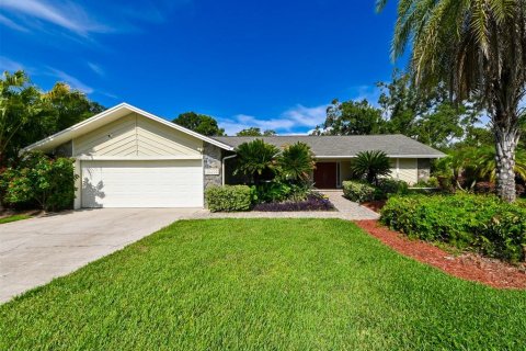 House in Tampa, Florida 4 bedrooms, 215.81 sq.m. № 1885083 - photo 1